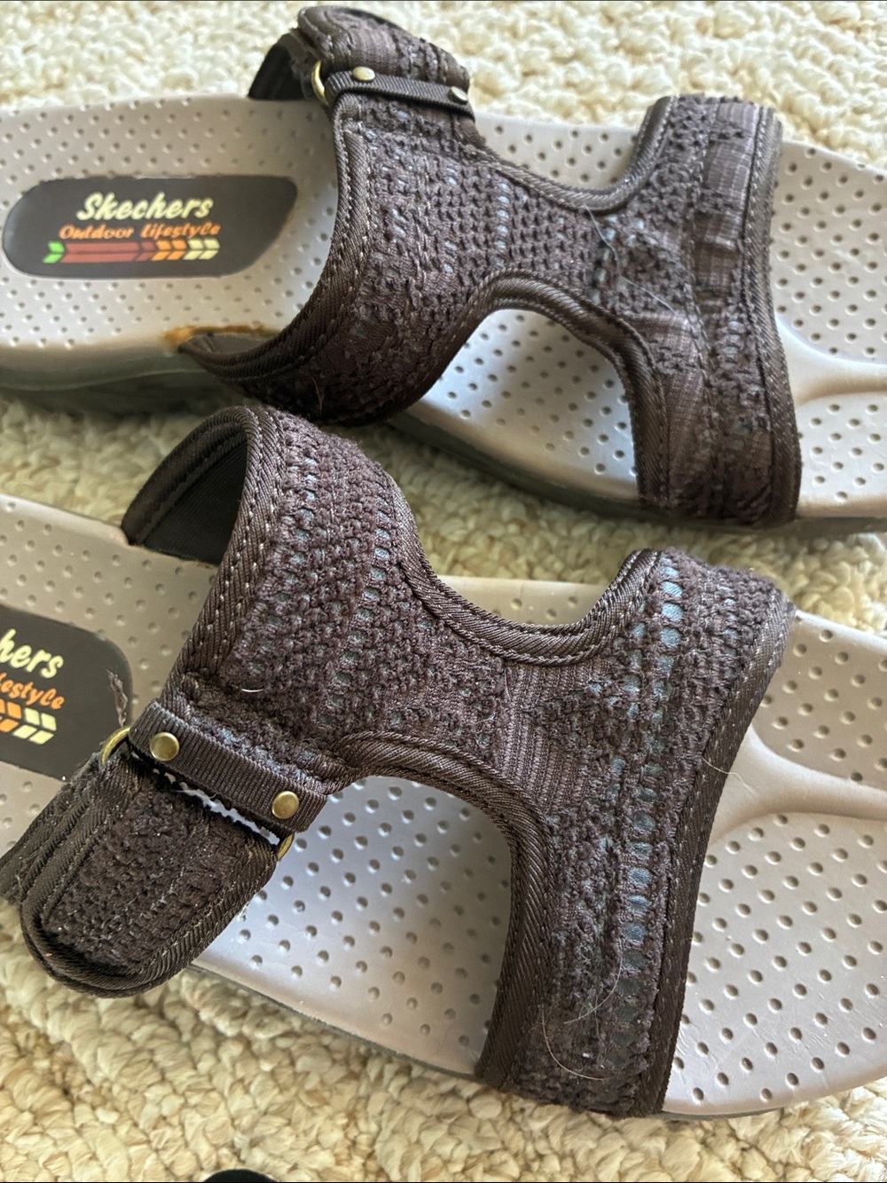 Women's Brown Slide Sandals with Cushioned Footbed - Picture 6 of 6